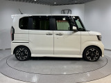 弊社は車両販売価格に、整備代金が含まれております。納車時までにホンダの整備士がしっかりと点検整備をさせていただいておりますので、安心してお買い求めいただけます。
