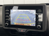 後方モニター表示でバック時の障害物もしっかり見えます!