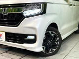 【シーケンシャルターンランプ付きLEDヘッドライト】人気の『流れるウィンカー』付きのLEDヘッドライトを装備♪高級感はもちろん、点灯時は存在感たっぷりで他車からも認識されやすく安心です。
