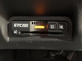 【ETC】高速道路の料金所をストレスなく通過!話題のスポットやサービスエリアに多い「スマートIC」利用時は必須のアイテムです。当店でセットアップを実施、ご納車当日からすぐにご利用いただけます!