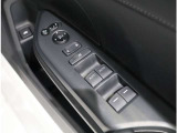フロント左右のみAUTO機能付き