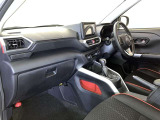 見通しのよいすっきりとした視界で、誰でも運転しやすいです。運転のしやすさは疲れにくさにも繋がりますよ♪