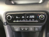 オートエアコンを装着しておりますので車内をお好みの快適な温度に保つことが可能です!
