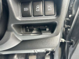 両側パワースライドドアが装備なので重いスライドドアも楽に開け閉め♪