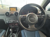 A1 1.0 TFSI スポーツ 修復歴無し