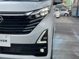 ◆◆◆LEDヘッドライト・LEDフォグランプです。シャープな白光色のLEDランプを採用しました。