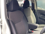 運転席も広々、ドライブも楽しめますね♪実際お座りいただくのが、分かりやすいと思います。お気軽にご来店ください!