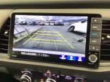 便利な3ビュー切り替え、ガイド線表示付きのバックカメラです!後退時、後方の視界をサポートします!