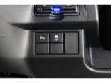 【横滑り防止装置】ドライバーの安全運転をアシストしてくれる装備が充実しています☆ドライバーの不安を安心へと変えてくれますね。