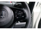 Hondaセンシングの機能のひとつ、アダプティブクルーズコントロール付!アクセルから足を離しても設定したスピードと前車との車間を保ち走行してくれます!車線維持もアシスト☆高速道路で疲労軽減ですね☆