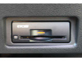 ビルドインタイプのETC車載器がスッキリと収まっています。