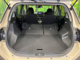 普段のお買い物や通勤、送迎等に十分な荷室スペースを確保しております。セカンドシートを倒すと、大きな荷物の積載も可能です♪