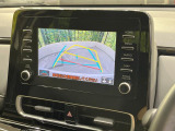 【バックカメラ】駐車時に後方がリアルタイム映像で確認できます。大型商業施設や立体駐車場での駐車時や、夜間のバック時に大活躍!運転スキルに関わらず、今や必須となった装備のひとつです!