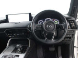 運転席廻りです。