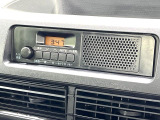 お好きな音楽を車内でお楽しみいただけます♪スピーカー交換・ウーハー追加などの音質向上や、最新ナビ・後席モニター等の取り付けも是非ご相談ください!