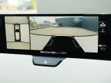 360&deg;ビューモニターを搭載しています。パーキングセンサーと合せてお使いいただくことで、安全、安心にお車の取り回しを行っていただけます。