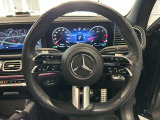 握りやすいハンドルの形状をしておりますので、お客様の運転をサポートしてくれます!