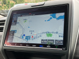 純正9インチインターナビ付きでフルセグ・DVD再生・Bluetoothなど付いてとても便利な車両です♪