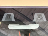【スズキ セーフティサポート】走行中に前方の車両等を認識し、衝突しそうな時は警報とブレーキで衝突回避と被害軽減をアシスト。より安全にドライブをお楽しみいただけます。