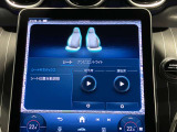 シンプルにまとめられたスイッチ類は、誰が乗ってもストレス無く操作が出来るようなデザインとなっております。
