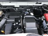 アクセルの踏み込みやシフトダウンの頻度が減少し実用領域の燃費も向上。市街地だけでなく高速道路や坂道など、日常のさまざまな場面でゆとりあるスムーズな走りを実現