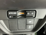 ETC2.0が標準装備です。高速道路の渋滞情報や静止画像提供などをナビとリンクして画面でお知らせします。また、高速道路の一時退出対象インターでは料金据え置きで一時退出もできます