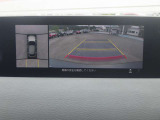 360&deg;ビューモニターと障害物センサーで駐車支援もばっちりです。