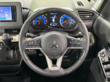【純正革巻きステアリング】上質な革を使用することで、手にしっかり馴染みとても運転しやすいハンドルです♪
