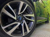 【純正18インチアルミホイール】外観にマッチした純正アルミホイールを装着しております。各種社外アルミホイールや、スタッドレスタイヤも取扱いしております。是非ご相談ください♪