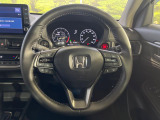 【ステアリングスイッチ】運転中、前方から目線をそらすことなく、オーディオ等の操作が可能な便利機能!安心&快適なドライブを演出してくれます♪