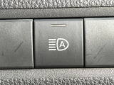 【オートマチックハイビーム】夜間の安全走行に役立つ便利な機能!先行車や対向車を検知し、ハイビームとロービームを自動で切り替えてくれます♪