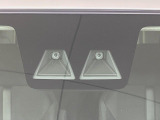 【トヨタセーフティセンス】走行中に前方の車両等を認識し、衝突しそうな時は警報とブレーキで衝突回避と被害軽減をアシスト。より安全にドライブをお楽しみいただけます。