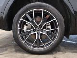 アルミホイール 5Vスポーク スターデザイン アンスラサイトブラック ポリッシュト 8Jx20 255/45R20 (Audi sport)