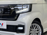 【シーケンシャルターンランプ付きLEDヘッドライト】人気の『流れるウィンカー』付きのLEDヘッドライトを装備♪高級感はもちろん、点灯時は存在感たっぷりで他車からも認識されやすく安心です。