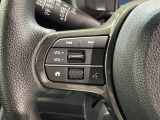 ステアリングにオーディオ操作スイッチが付いています。オーディオ画面に直接タッチしなくても操作が出来ますので、運転に集中できます。