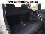 後席もゆとりあるスペ-スをしっかり確保。
