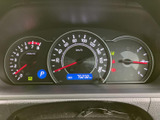 視認性の高いメーターで、運転に必要な情報を的確に把握できます。運転に集中できる、シンプルで機能的なデザインです。