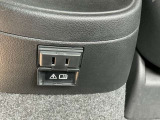 前席AC1500Wパワーアウトレット