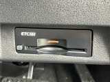 ETCで高速代の支払いもスムーズ!カードを持っていればご納車日当日からご利用いただけます。別途セットアップ料が必要です。