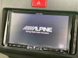 【ナビゲーション】目的地までしっかり案内してくれる使いやすいナビ。Bluetooth接続すればお持ちのスマホやMP3プレイヤーの音楽を再生可能!毎日の運転がさらに楽しくなります!!