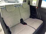 3列目シートも広々。お子様や荷物を乗せるのに便利です。様々なシーンに対応できる空間設計。