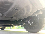 お車を安心してお乗りいただく為には、足回りの定期点検が欠かせません。サービスサポート(有償保証)では無料点検もご提供しており、安心のカーライフをお過ごしいただけるサポート体制が整っています。