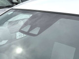 【届出(登録)済未使用車とは】自動車の分類では「新車」「中古車」この2種類しかありません。走行距離が100km未満かつ初度登録または初度届出された車両を「届出(登録)済未使用車」と呼んでいます。