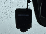 【ドライブレコーダー】映像・音声などの運転中の記録を残します。事故などを起こした起こされた時の証拠になりえますので、もしも時でも安心ですね。
