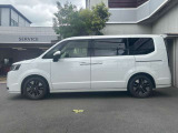 中古車は全てWeb在庫です。現車はストックヤードにて保管しており常時展示はしておりませんので、現車をご確認の場合は事前にお電話にてご連絡お願い致します。075-922-2313 定休日:毎週水曜日