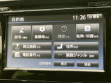 目的地設定画面はシンプルで直感的に操作できます。多彩な機能で、快適なドライブをサポート。カーライフをより一層楽しめますね。