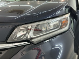 LEDヘッドライトは、点灯の瞬間から最大光量を発揮し、突然暗くなるトンネルなどでの安定感を高めます。