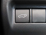 パワーバックドア装着車です。