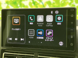 高精細なディスプレイで、運転に必要な情報を分かりやすく表示。直感的な操作で、スムーズな情報アクセスを可能にします。ドライブをより快適に。