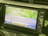 後方確認モニターで駐車時の安全性を向上させ、狭い場所での運転も安心です。運転に自信がない方にもおすすめです。
